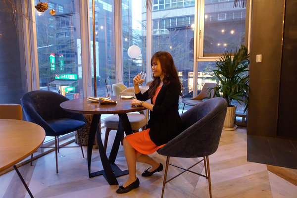 內湖浪漫餐廳-Lazy Point餐酒館，有午餐、下午茶、晚餐的內湖餐酒館，露天酒吧內湖調酒，文湖線約會餐廳，活動包場、會議空間租借的內湖咖啡廳