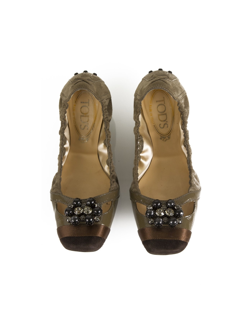 詳細信息：品牌：Tods風格：芭蕾舞女演員顏色：灰褐色和棕色尺寸：36,5零售價：$ 475條件：9極佳，僅佩戴幾次，代碼：EFsh0000請隨時索取要出售的產品的更多照片，以用於您絕對確定物品的狀態