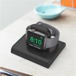 ◎充電座微傾斜的角度，提供更好的觀看視角，支援床頭鐘模式使用更便利|◎裡層精選柔軟材質，避免線材放置時不會被刮傷，全面保護一點都不放過|◎底座底部設計防滑墊，提高整體穩定性，手錶放上去充電更安心品牌: