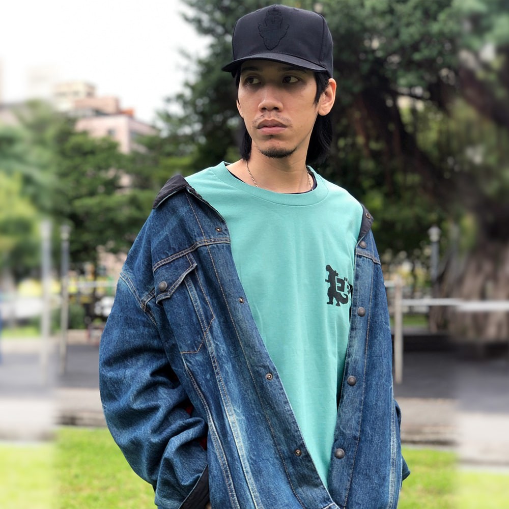 STAGE 重量級獻禮！【蝦皮獨家款】哥吉拉聯名商品 震撼新上市！怪獸迷快分享~《全新哥吉拉官方聯名》‧全棉針織面料‧100%純棉‧正常版設計‧️精緻高彩度直噴圖像