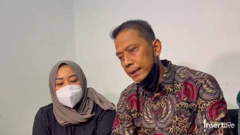 Heboh Foto Seksi Puput Ibu Tiri Vanessa Angel Tanpa Hijab, Diserbu Hujatan / Foto: Caca