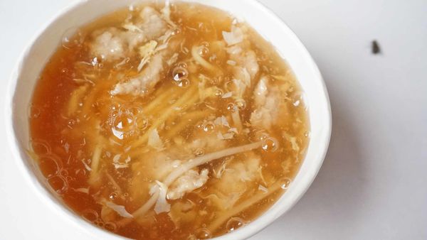 【台北美食】香菇肉羹-隱藏在巷弄裡人潮幾乎不間斷的無名路邊攤小吃店