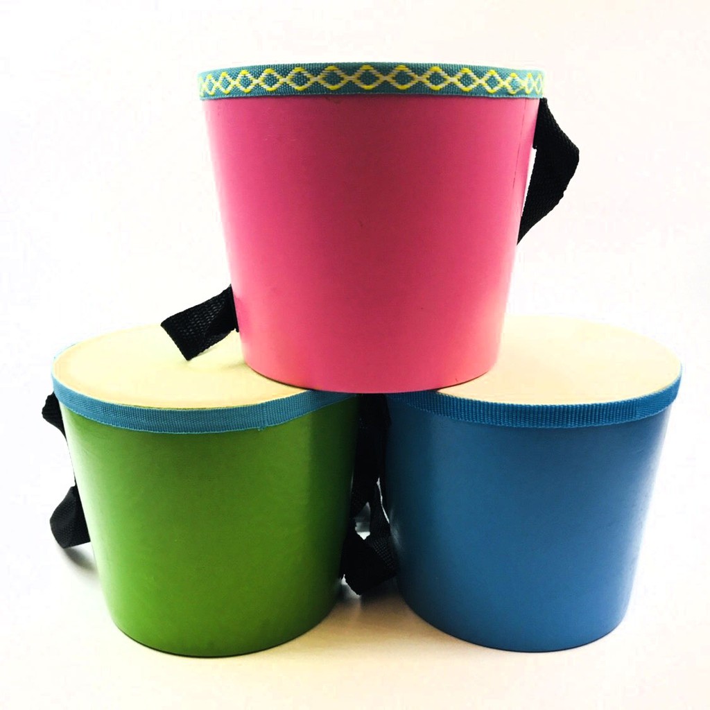 【新理想樂器】腰鼓 太鼓 歡樂鼓 奧福樂器 ORFF 兒童樂器 ♪ 小巧易攜帶，小朋友的玩具樂器 ♪ 使用簡單，附鼓棒一雙 ♪ 鼓面直徑約14.5cm、鼓身長度12.5cm
