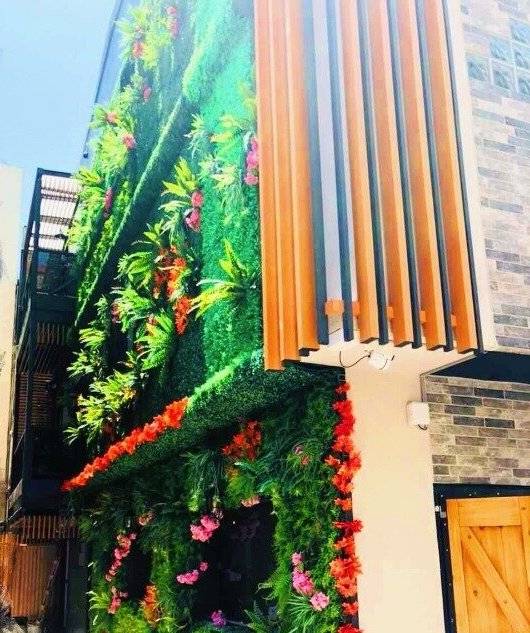 ▲鉑鈳民宿外的網美打卡牆（圖/鉑鈳民宿）