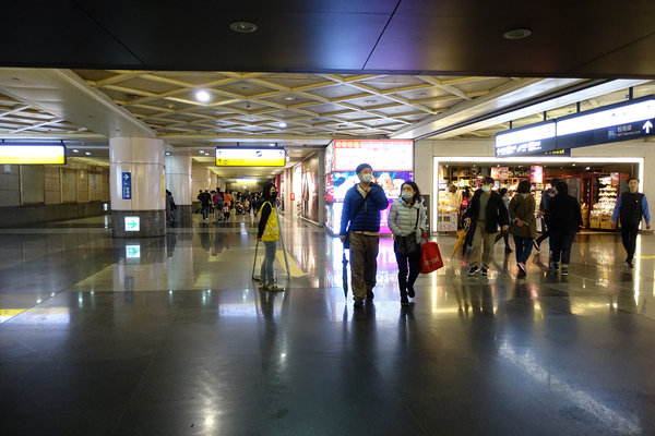 三重到板橋捷運,三重到板橋車站怎麼搭比較快,三重到板橋耶誕城,三重搭捷運到高鐵站