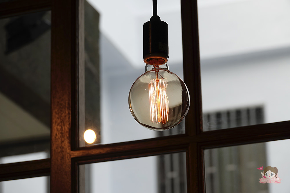 高雄 有。咖啡 自家烘焙咖啡豆 日式本格派手沖咖啡 Kono點滴式手沖 金澤式手沖 kono賽風 自家烘焙咖啡豆 義式咖啡 定食 甜點 小酌 私選音樂