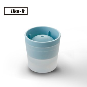 冰球融化慢，不易影響飲品口感  柔軟上蓋，方便取出冰球  放入水果、果汁變成清爽水果冰  貼心水位線，水位好辨識