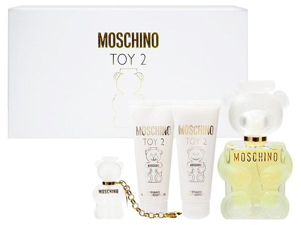 MOSCHINO~熊芯未泯2女性淡香精禮盒(淡香精100ml+沐浴膠100ml+身體乳100ml)【D850860】內附吊飾x1，還有更多的日韓美妝、海外保養品、零食都在小三美日，現在購買立即出貨給您