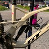 マウンテンバイクに乗っている人達