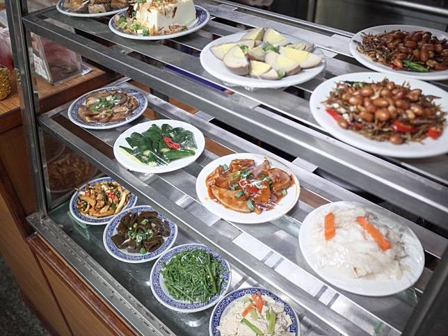 花蓮美食 金城牛肉麵三十年老店 內藏餃子好吃的秘方 台灣旅行趣 Line Today