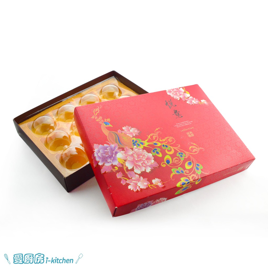 名稱：12入蛋黃酥/鳳梨酥盒- 孔雀紅(悅意)數量：5入組(5個盒子+內襯，1個盒子可放12個月餅)材質：紙(內襯：塑膠)規格：盒子：28*21*5cm內格：5.5*5.5*4cm/格產地：中國耐熱度