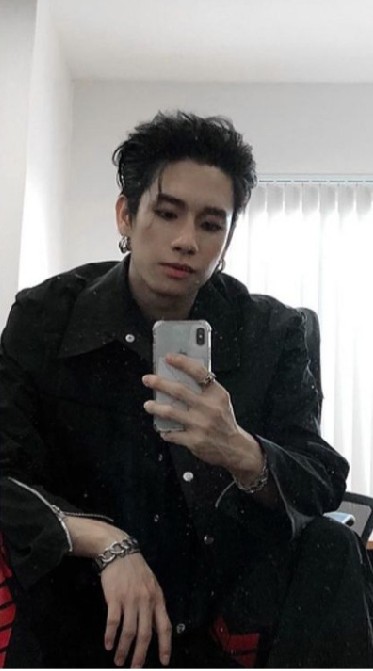 พร้อม ราชภัทร วรสาร