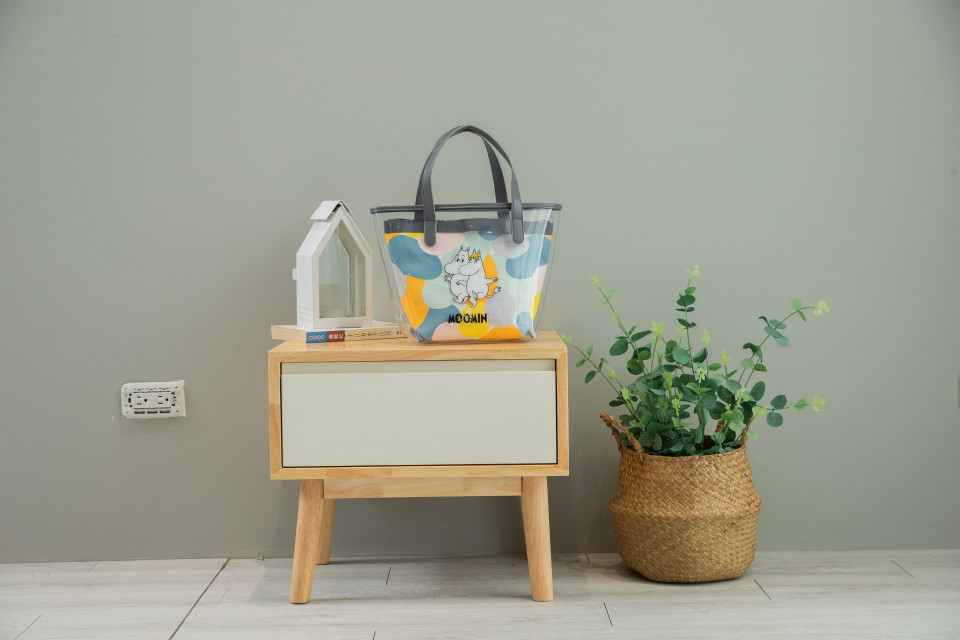 康是美 X MOOMIN75週年加價購活動，4/1～4/14「MOOMIN一覺好眠寢具組」限量6000組，加購價1099元