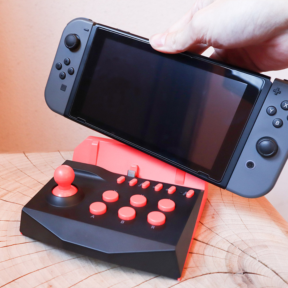 どこか懐かしい Switchをレトロダウンさせて遊んでみない