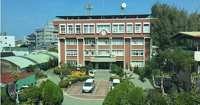 苗栗男發酒瘋銬死派出所！妻見「嘴唇發黑」崩潰　警曝關鍵18分