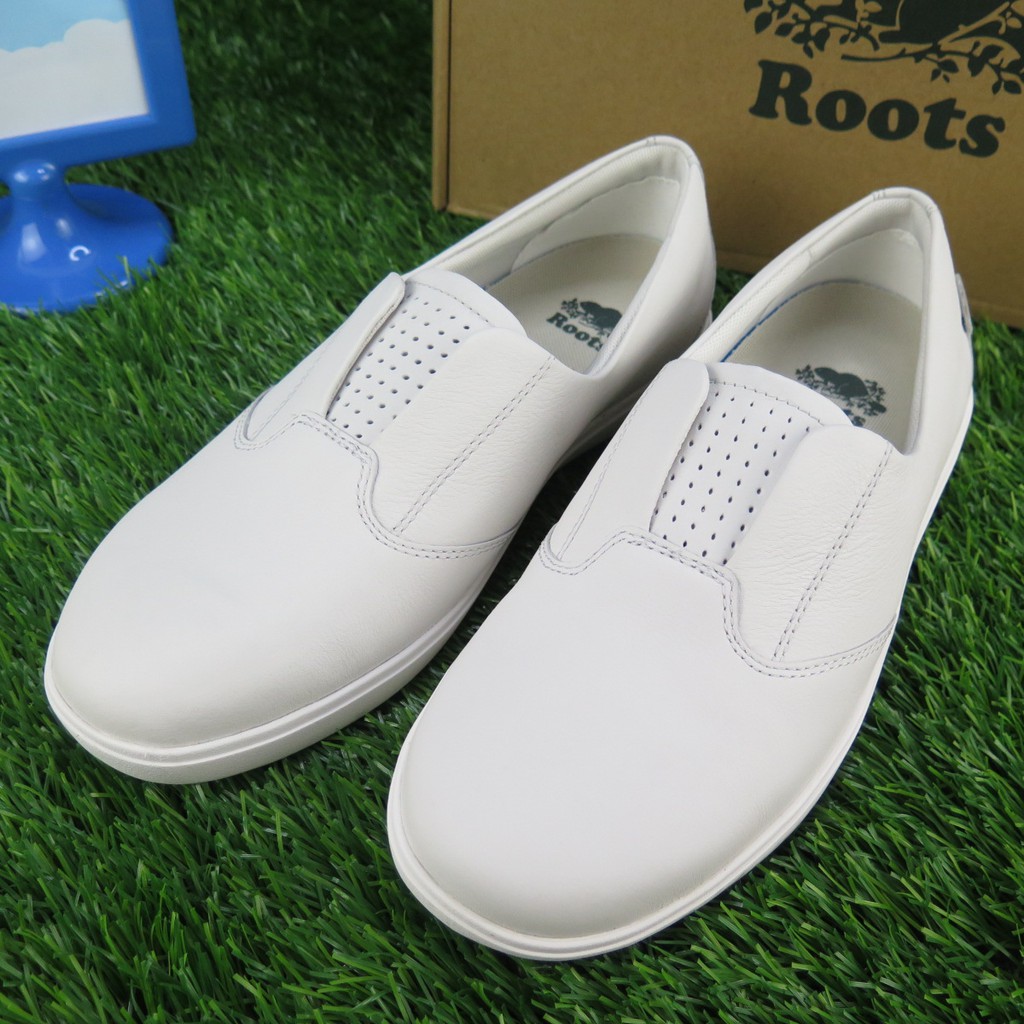 RC46043095Q100 iSport愛運動 加拿大 知名品牌 ROOTS 皮革輕便樂福鞋女款 米白灰