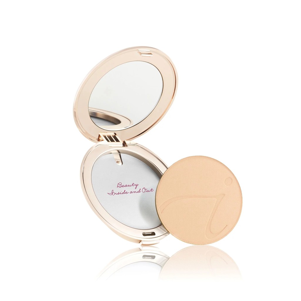 蜜粉、遮瑕、防曬（物理性 SPF20, PA++）。獨特的肌膚屏障功能，有效隔離外界刺激。安撫、舒緩、低敏，敏感肌膚最佳防護。不含油脂不阻塞毛孔，清爽無負擔。抗水性佳，妝感自然持久不脫妝。不須特別卸妝