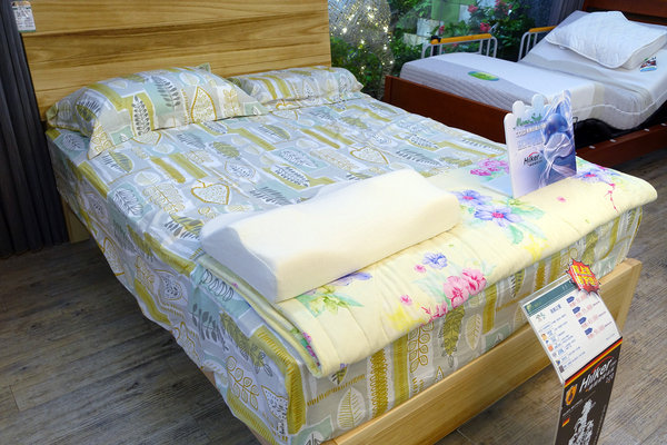 林口床墊-床大師，林口床墊工廠直營，30天鑑賞期、10年保用，德國優客/美國伊麗絲名牌床墊特惠，現場展示品出清4.5折，年終慶多重送