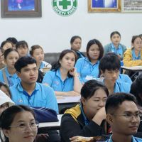 โรงเรียนอุดรเสริมทักษะภาษา UST学生