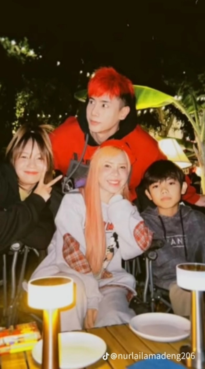 กลุ่มเหงาๆ