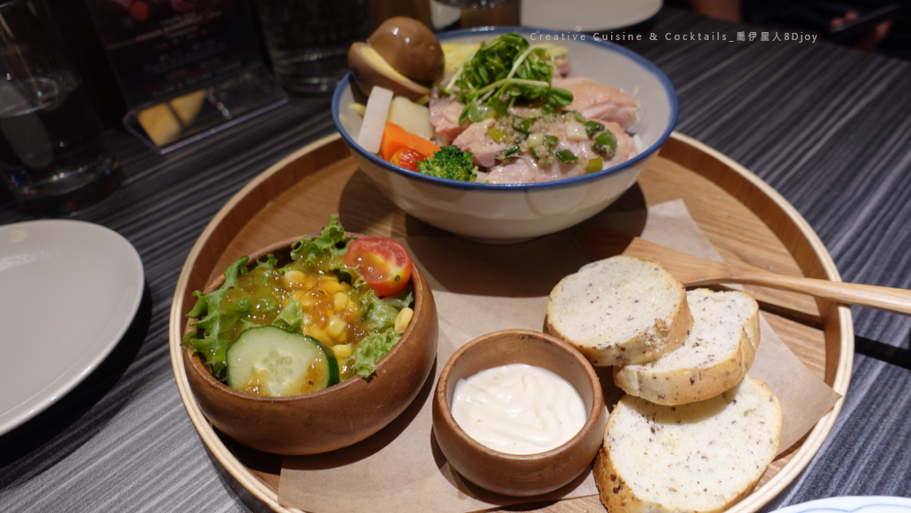 信義遠百a13福來許茶餐酒館_雞.png
