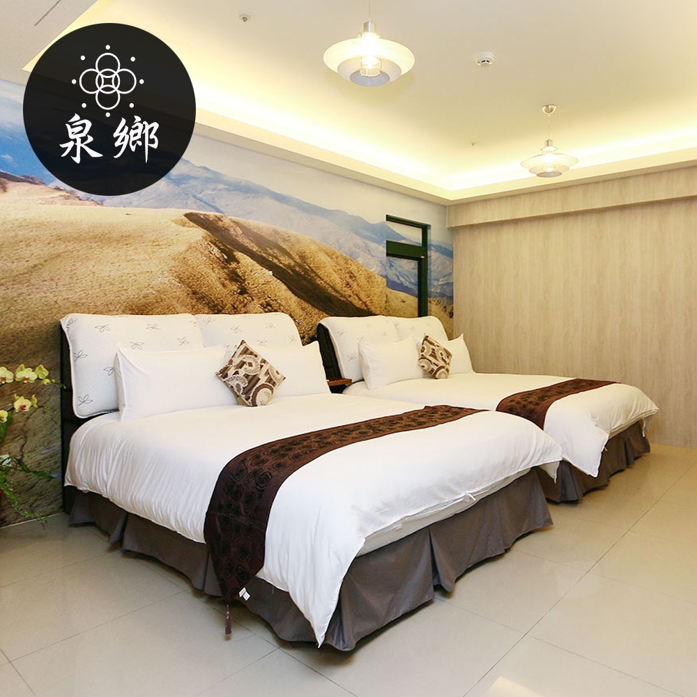 ●提供第四台有線電視頻道。●提供火車站接送(礁溪火車站)。●提供旅遊及諮詢服務。●代辦賞鯨(烏石港)、套裝行程。●待售賞鯨、童玩、綠博等門票。●Check in索取:宜蘭餅折價券、諾貝爾奶凍捲折價券、