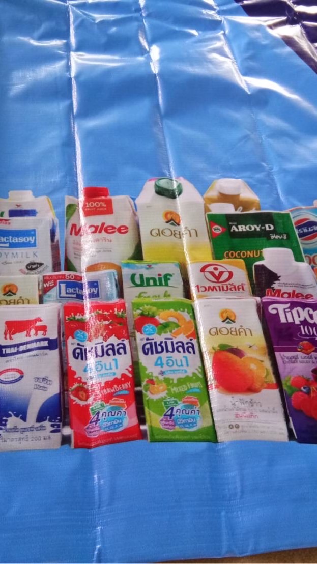 รับซื้อกล่องนมทุกชนิด(บ้านน้องซัน)