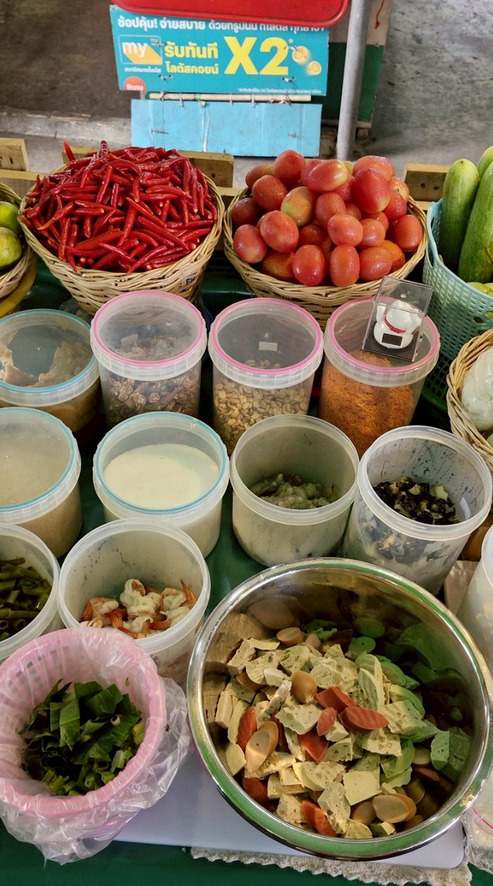 ส้มตำ 444 ตองสี่ หน้าโลตัส