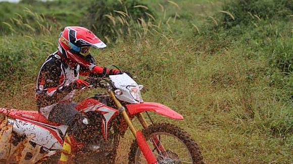 Sampai Terkoyak Begini Aksi Freestyle Motor Trail Panjat Pohon Suara Com Line Today 3979 south orange blossom trail. aksi freestyle motor trail panjat pohon
