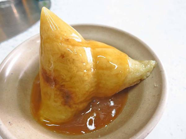 【新莊美食】佳米香肉粽-美味又便宜的南部肉粽