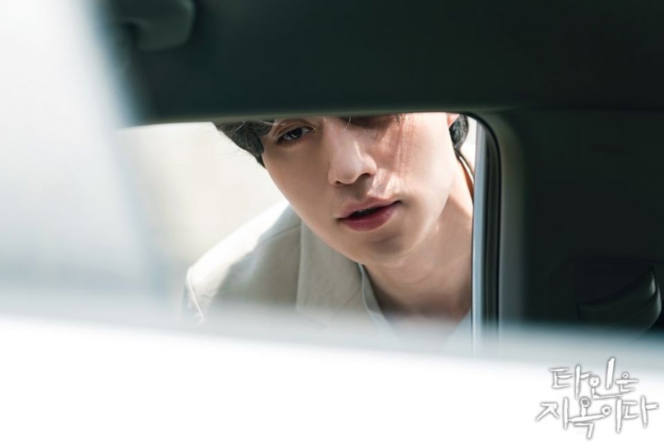 7部韓劇中的恐怖情節，《他人即地獄》李棟旭拔牙滿足虐待慾，但《Voice3》比他還變態！