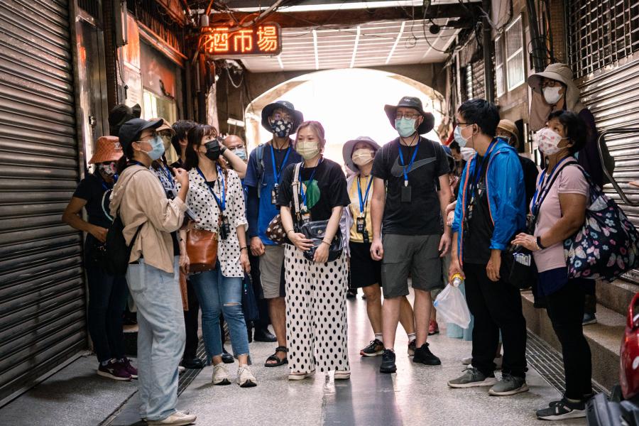 (高雄生活)古今交錯巷仔內，高雄鹽埕吃喝玩樂報你知