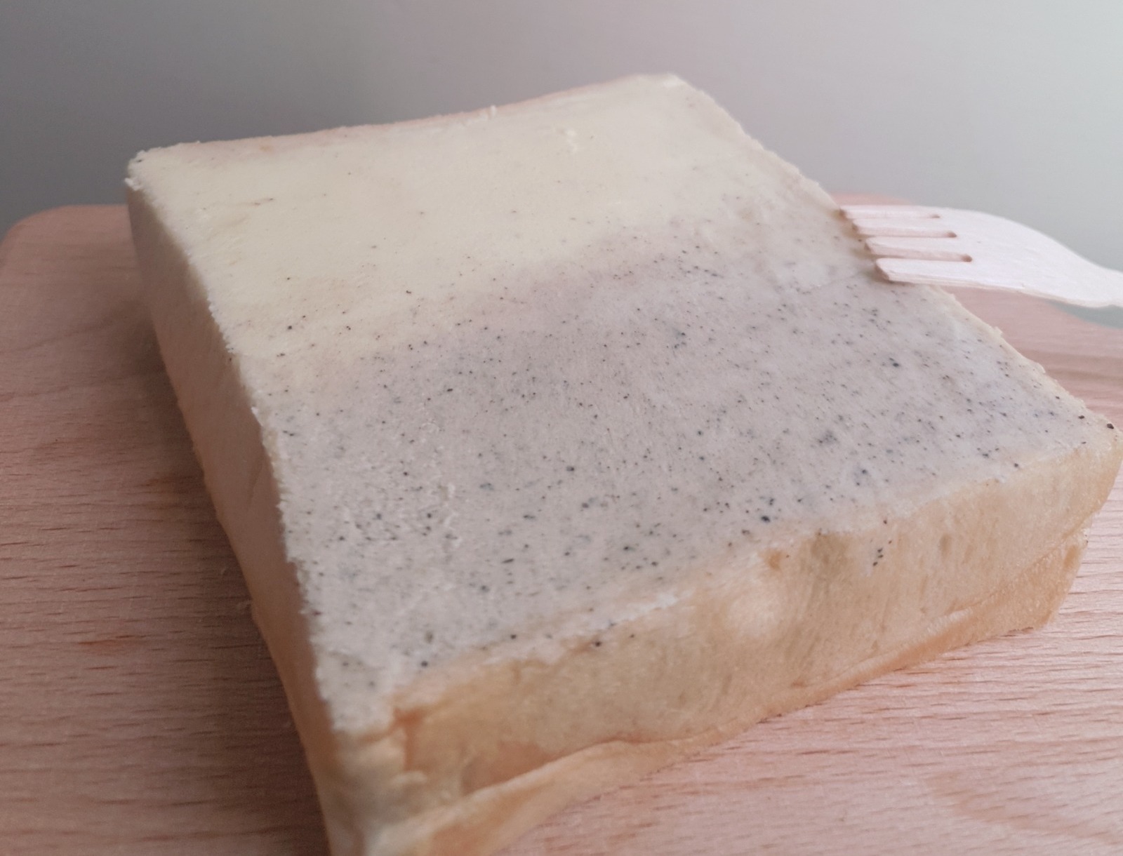 厚山and（奶酥販賣所）