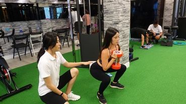 《台北中山區健身房推薦SPARK FITNESS運動空間》凡妮莎一對一私人教練體驗分享