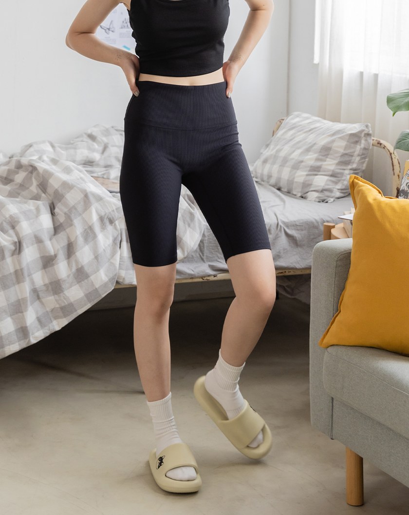 ◢羅紋感親膚五分褲