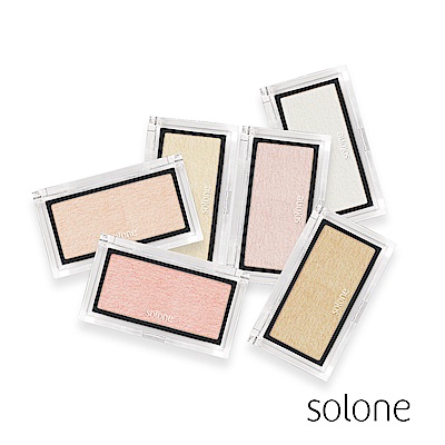 粉質細緻、不顯毛孔 反光柔合、光感自然 服貼度佳、妝感持久