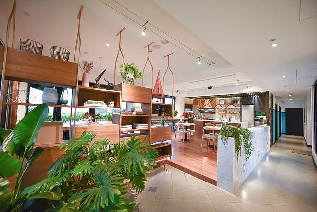 ▲處處都有用心佈置的溫馨角落。（圖/ IG @lilianwang_tw）