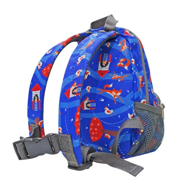 ★★部落客、明星家庭愛用推薦★★ ✓可拆式防走失牽繩，寶貝安全活動 ✓輕量防潑水材質，適合幼童無負擔 ✓高密度尼龍布、日本扣具、YKK拉鍊，耐用度極佳 ✓適合1~3歲幼童的防走失背包