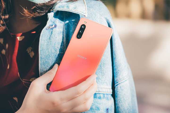 Xperia 10 III 5G延遲與燒機（口罩姬）