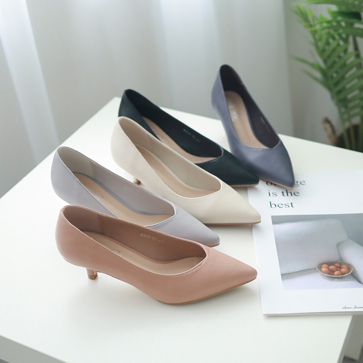 微美色系 低跟鞋 氣質穿搭