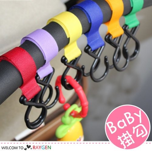 【款式】隨機出【材質】高韌度高粘度高級魔術貼、SBS樹脂【尺寸】17x2cm 帶長約11cm非常方便安裝，魔術貼帶子可牢固的繞在BB推車上，掛東西方便多了。外出可以方便安裝在扶手、樹幹上、車內、旅行箱