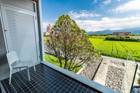 宜蘭包棟民宿10間推薦！坐擁整片稻田美景、無敵落地窗、樹林間開泳池趴⋯兩天一夜小旅行就選這