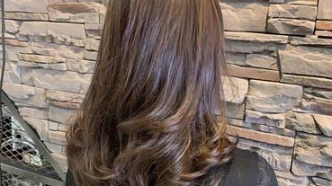 內湖剪燙，超自然浪漫甜美燙（隱形髮根燙）加慕秀內湖店Hair Salon 特別感謝Eva設計師巧手打造完美線條輕.鬆.彈