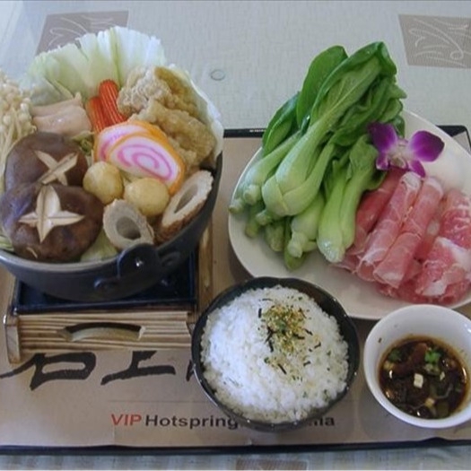 使用說明1.本券可雙人泡湯淡季(每年04/01~10/31日)平日(週一~週五)使用標準湯屋90分鐘+2客風味套餐，旺季(每年11/01~03/31日)平日(週一~週五)使用標準湯屋60分鐘一次+2客