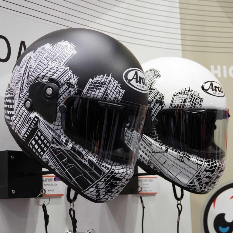 アライ ラパイド ネオ ロアーズ ARAI RAPIDE NEO ROARS ヘルメット