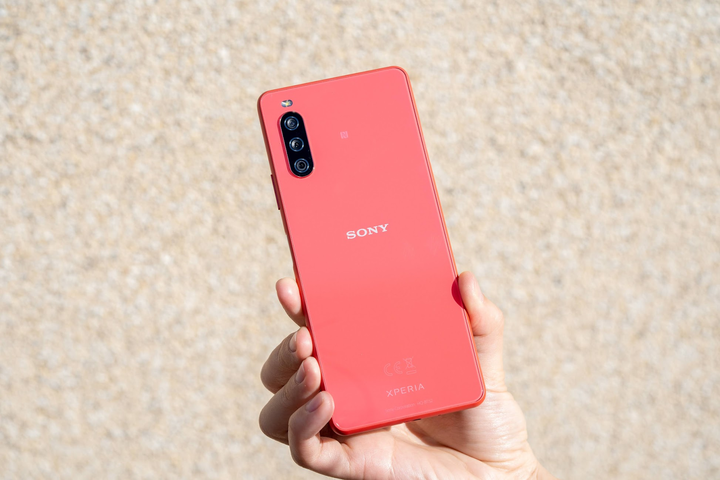 Xperia 10 III 5G延遲與燒機（口罩姬）