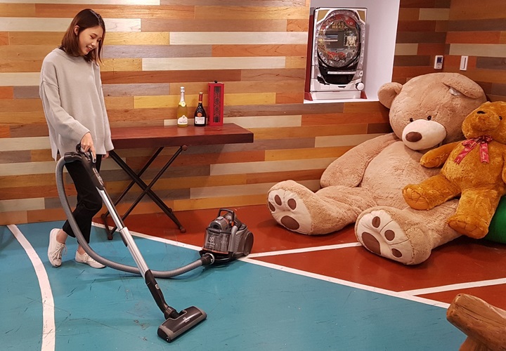 伊萊克斯新春優惠，買直立式無線吸塵器就送溫控電茶壺、再抽北歐之旅