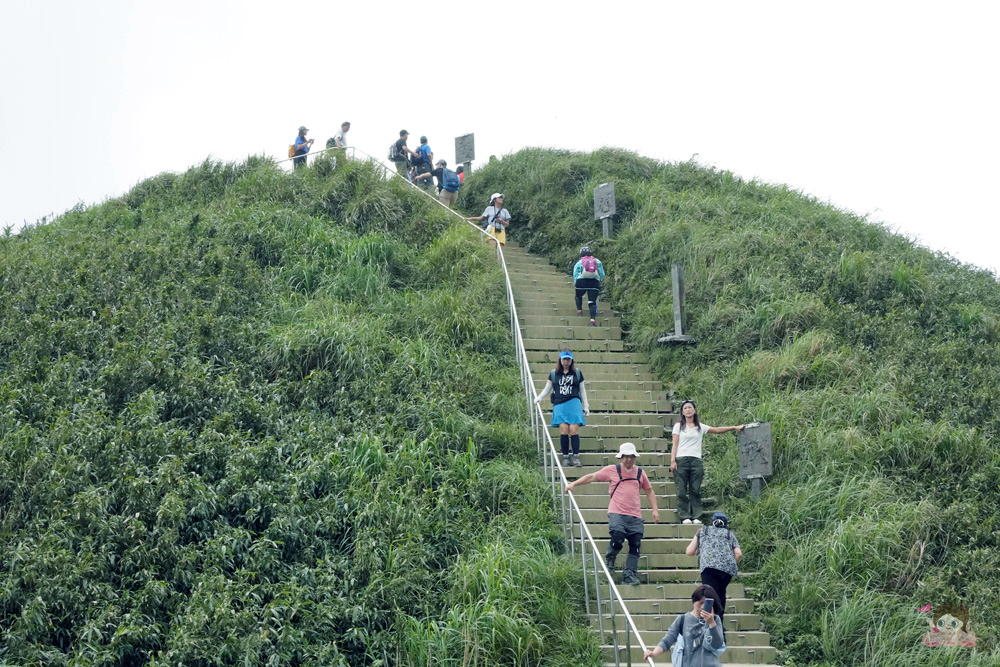 宜蘭.礁溪 臺灣的抹茶冰淇淋山，網美級小百岳仙境，挑戰聖母山莊步道，順收五峰旗瀑布