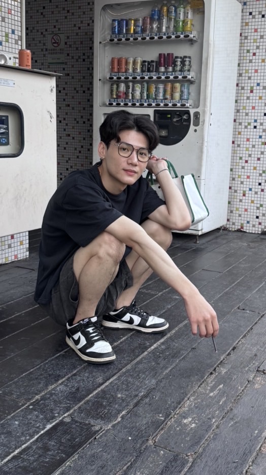 口一口