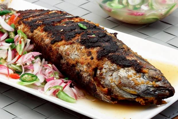 Makan Malam Ditemani Ikan Tongkol Bakar Saus Colo Colo Sindonews Line Today